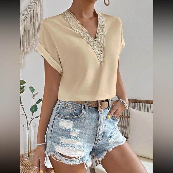 Boho lace detail batwing sleeve blouse - Picture 11 of 16